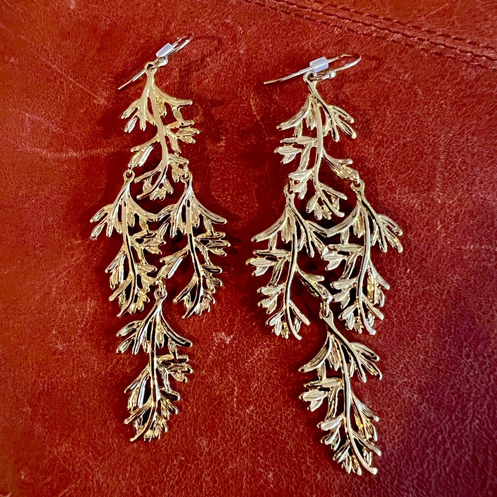 Stella & Dot Grace Earrings